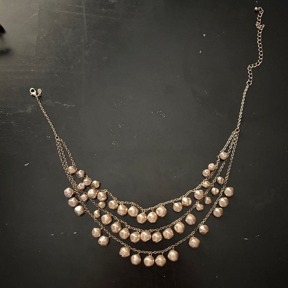Elegant Gold Pearl Necklace